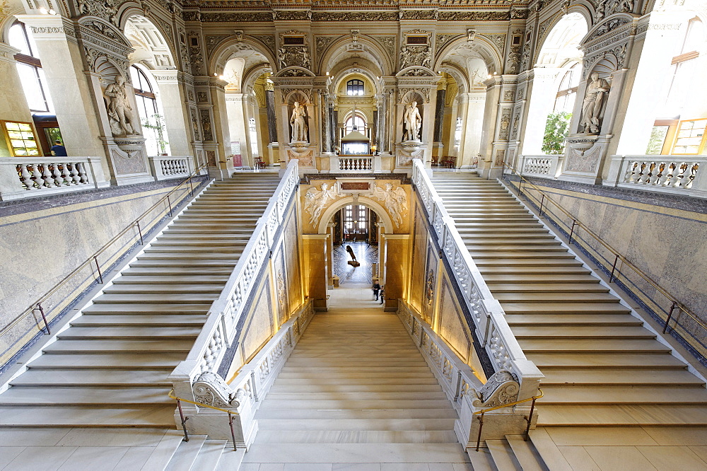 Staircase, cupola, Museum of Natural History, Maria Theresienplatz square, 1st district, Vienna, Austria, Europe