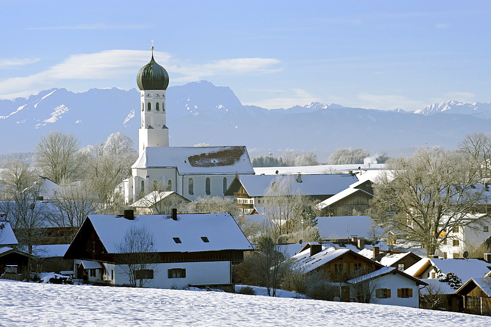 Hoarfrost in front of Mt. Zugspitze in the Wettersteingebirge range, Muensing, Upper Bavaria, Bavaria, Germany, Europe