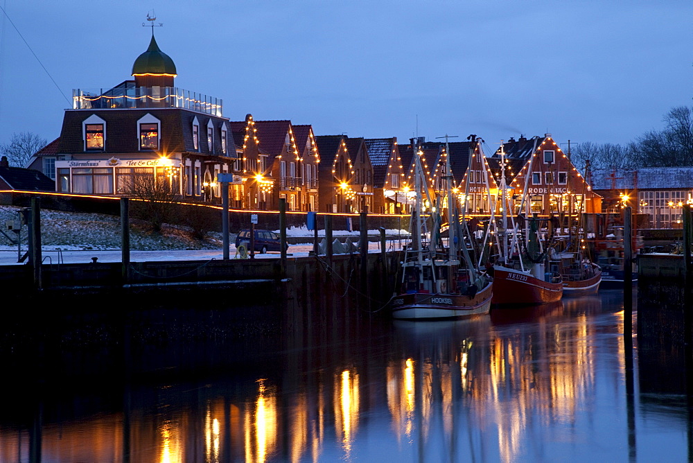 Illuminated harbour area, North Sea resort of Neuharlingersiel, North Sea, East Frisia, Lower Saxony, Germany, Europe