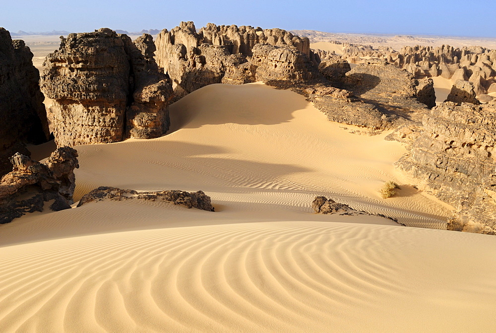 Sandstone rock formation of Tin Akachaker, Tassili du Hoggar, Wilaya Tamanrasset, Algeria, Sahara desert, North Africa