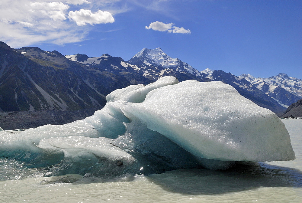 Icebergs on Tasman Lake, Mount Cook National Park, South Island, New Zealand