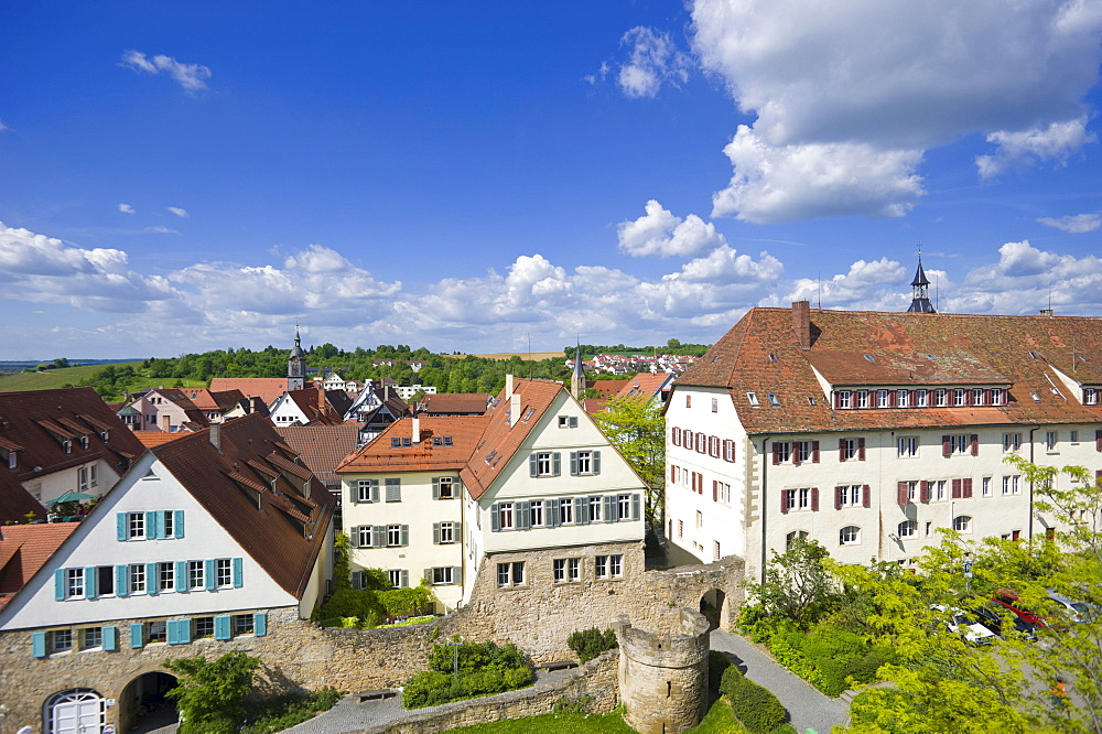 Townscape with former town wall and Rondellturm round tower, Marbach am Neckar, Neckar valley, Baden-Wuerttemberg, Germany, Europe