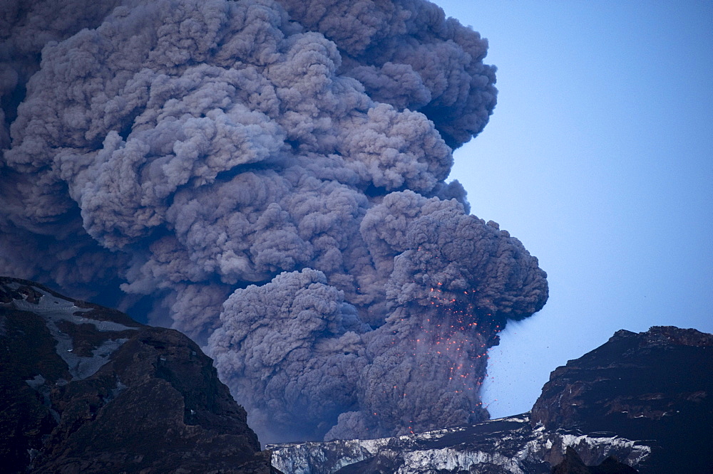 Eyjafjallajoekull volcano, eruption, Iceland, Europe