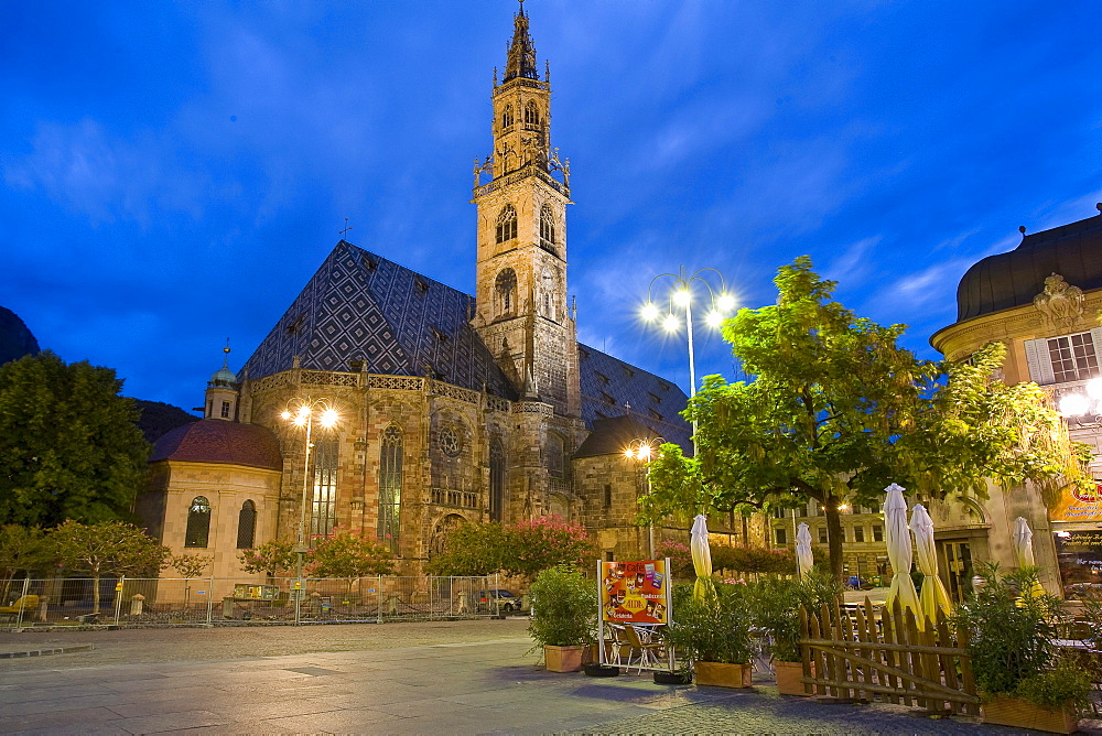 Walther Square in Bolzano, South Tyrol, Italy, Europe