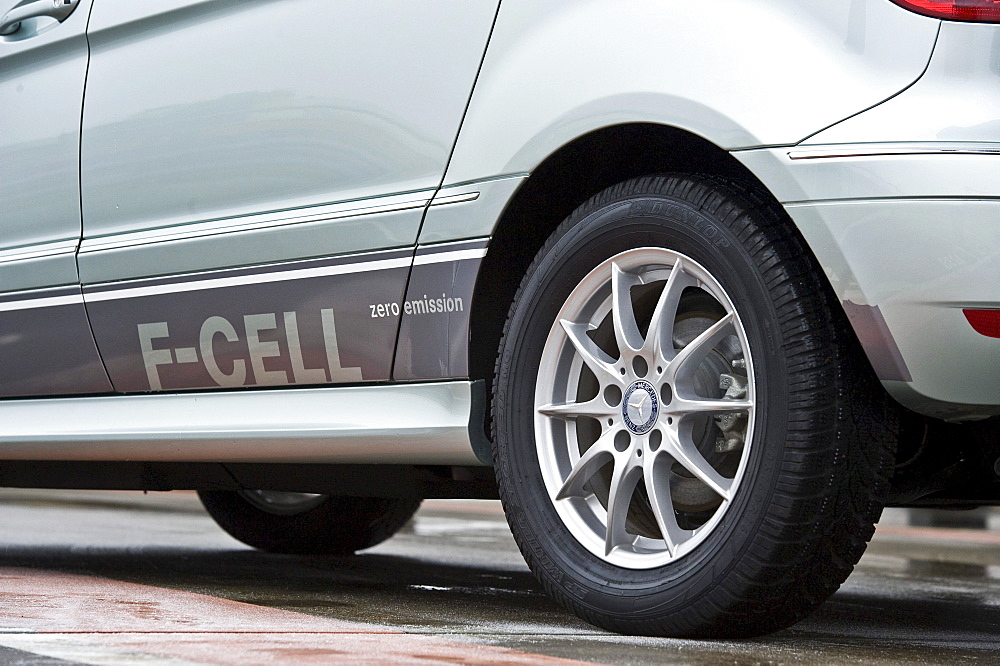 Hydrogen fuel cell vehicle, Mercedes B-class zero-emission, Berlin, Germany, Europe