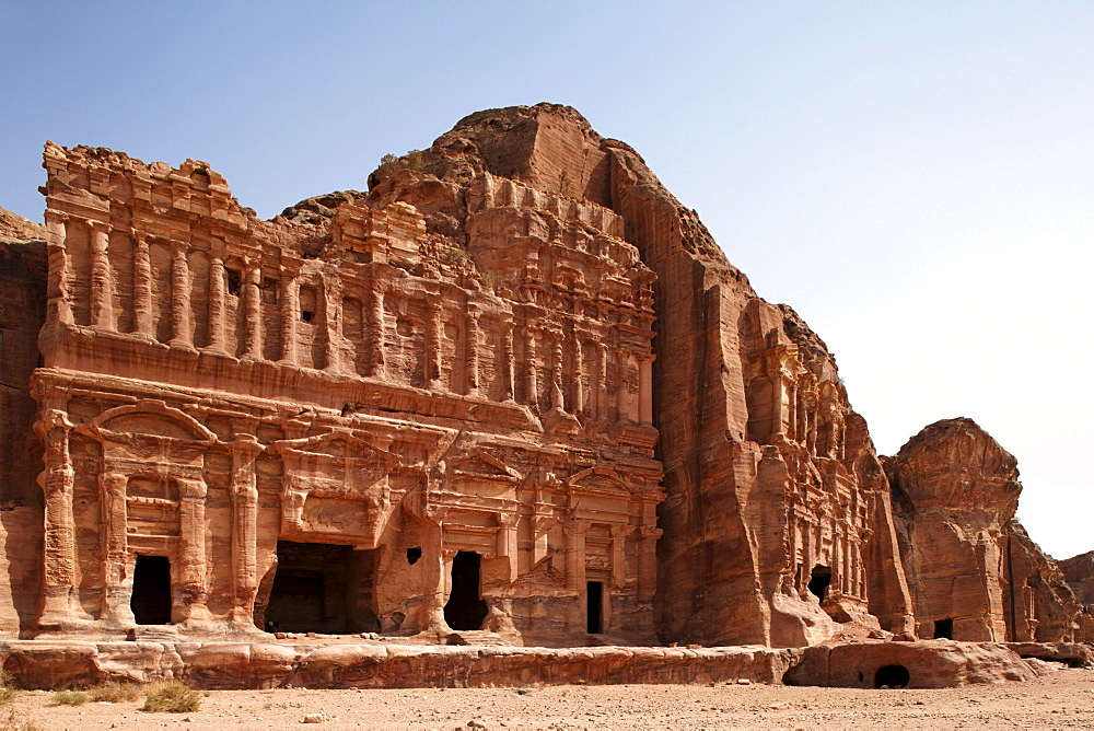 Palace Tomb, with pilasters, engaged columns, Petra, the capital city of the Nabataeans, rock city, UNESCO World Hertage Site, Wadi Musa, Hashemite Kingdom of Jordan, Orient, Middle East, Asia