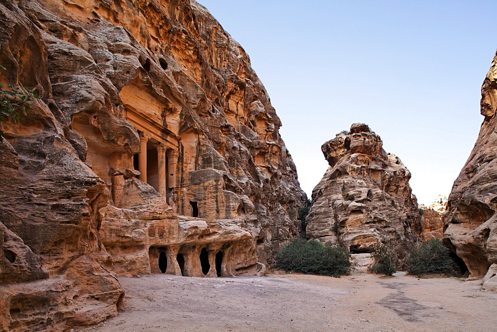 Engraved sandstone at the portal of a tomb, Little Petra, the capital city of the Nabataeans, rock city, UNESCO World Hertage Site, Wadi Musa, Hashemite Kingdom of Jordan, Orient, Middle East, Asia