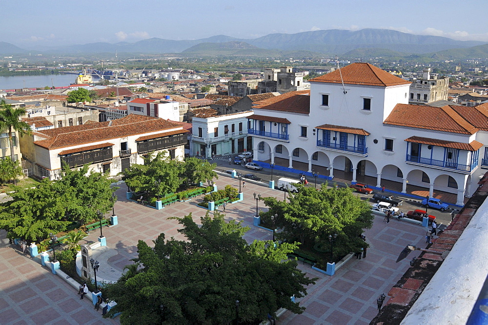 Casa Granda building, Parque Cespedes park, Santiago de Cuba, historic district, Cuba, Caribbean, Central America