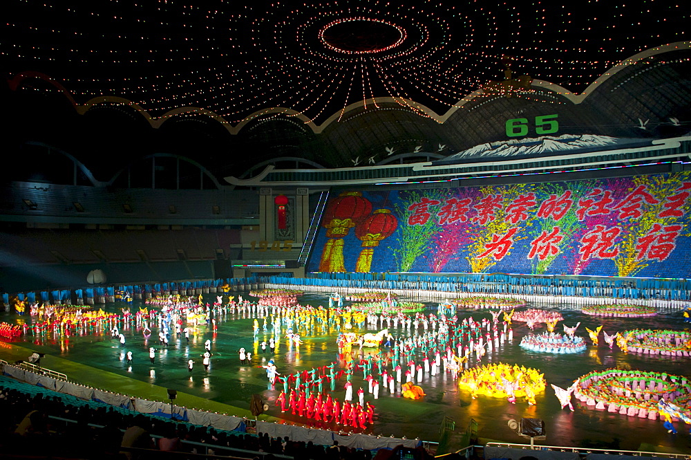 Dancers and acrobats at the Arirang Festival, the North Korean Grand Mass Gymnastics and Artistic Performance, Pyongyang, North Korea, Asia