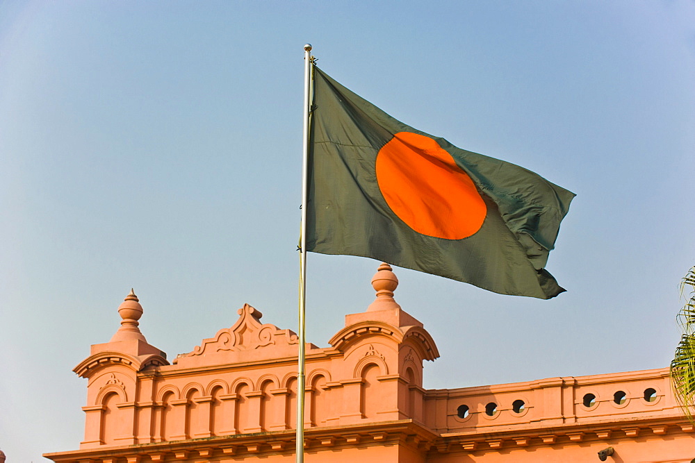 Flag of Bangladesh, the pink Ahsan Manzil palace, Dhaka, Bangladesh, Asia