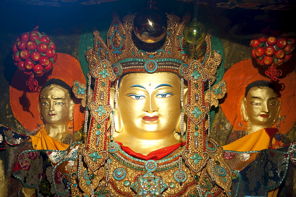 Tibetan Buddhism, old golden rock relief of Buddha, Palha Lu-Puk Monastery, Lhasa, Himalayas, U-Tsang, Central Tibet, Tibet Autonomous Region, People's Republic of China, Asia