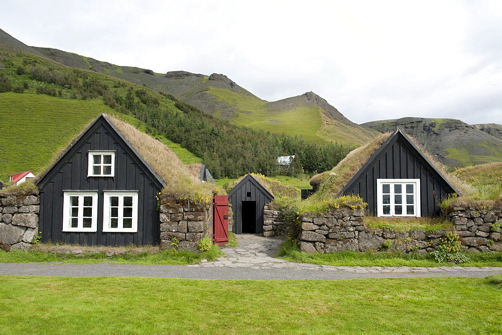 Old wooden houses with grass roofs, Skogar open-air museum, Iceland, Scandinavia, Northern Europe, Europe