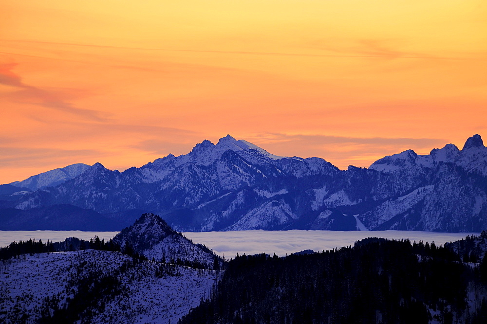 Sunrise above mountain tops in winter, Sonthofen, Allgaeu, Bavaria, Germany, Europe