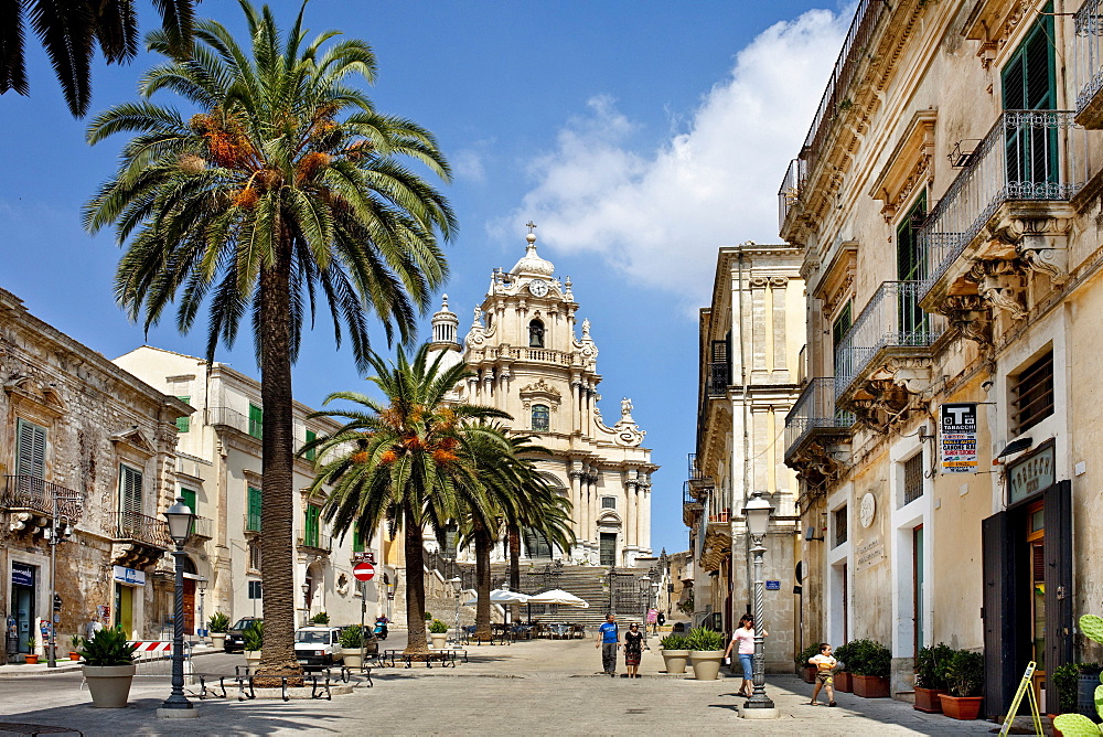 Cathedral of San Giorgio, Piazza Duomo, Ragusa Ibla, Sicily, Italy, Europe