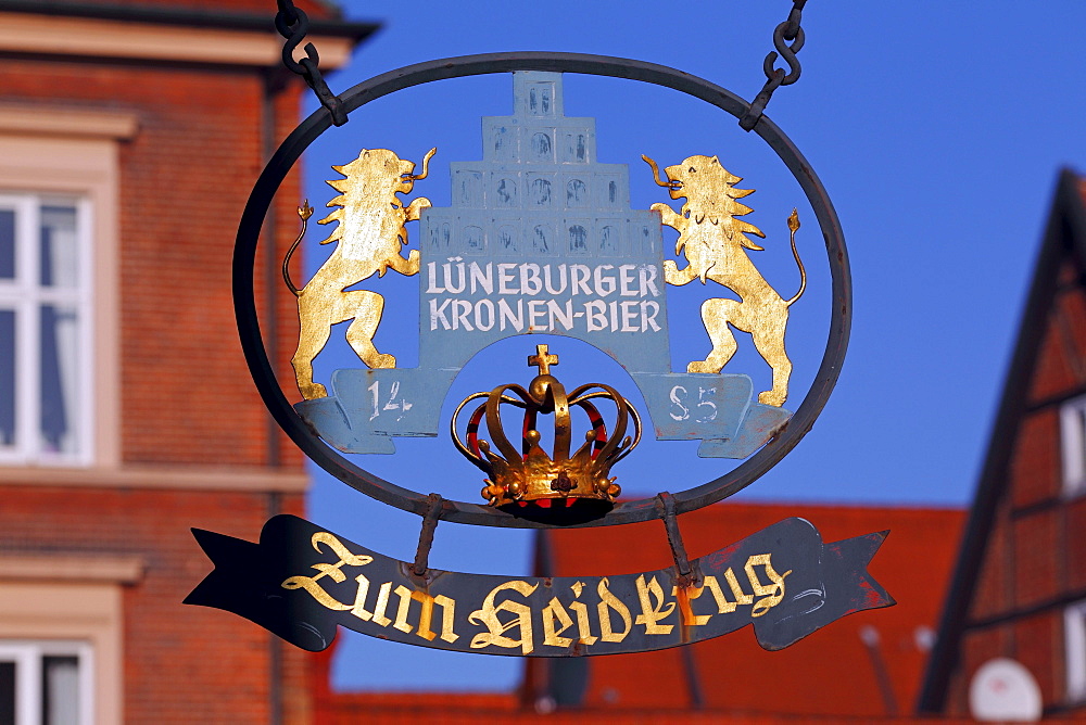 Sign of the Lueneburger Kronen-Bier brewery in front of the Hotel and Restaurant Zum Heidkrug in the historic old town, Lueneburg, Hamburg, Lower Saxony, Germany, Europe