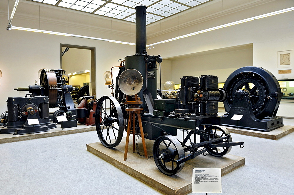 Lighting car by Siemens and Halske in 1878, Deutsches Museum German museum, Munich, Bavaria, Germany, Europe