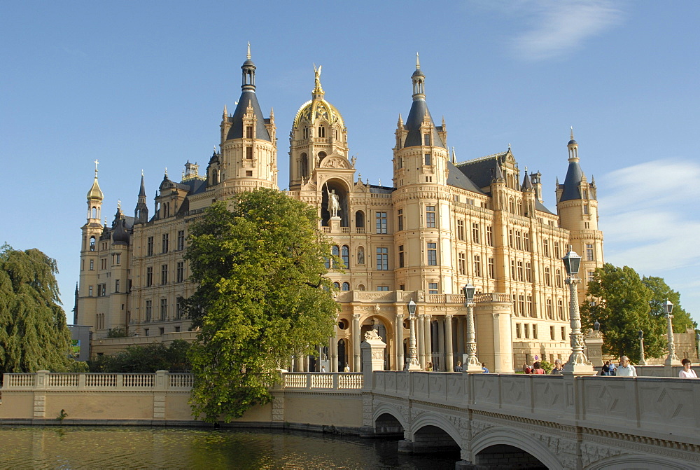 Schwerin Castle, Schwerin, Mecklenburg-Western Pomerania, Germany, Europe