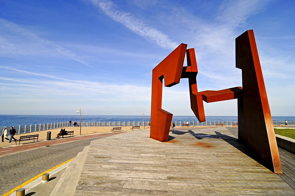 Construccion Vacia, sculpture by artist Jorge Oteiza, Paseo Nuevo, sea promenade, Mt Monte Urgull, San Sebastian, Pais Vasco, Basque Country, Spain, Europe