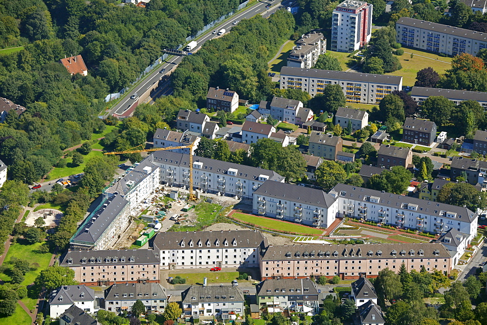 Aerial view, settlement, flats for rent are being renovated, Bochum, Ruhrgebiet region, North Rhine-Westphalia, Germany, Europe