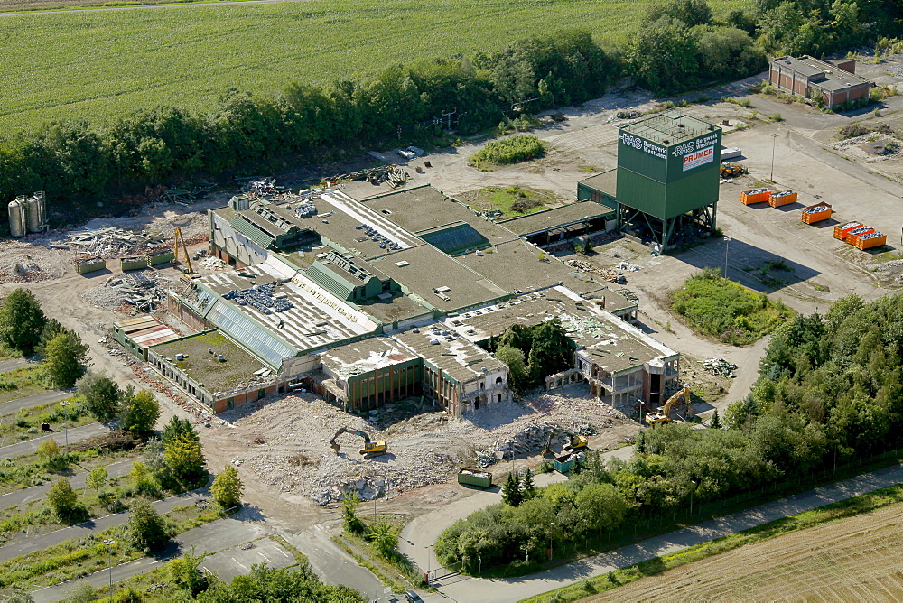 Aerial view, Schacht Westfalen mine in Heessen, demolition, Ahlen, Ruhrgebiet region, North Rhine-Westphalia, Germany, Europe