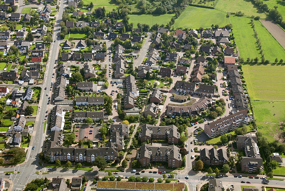 Aerial view, Voerde, Ruhrgebiet region, Niederrhein, North Rhine-Westphalia, Germany, Europe