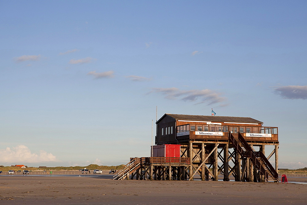 Cafe and restaurant Silbermoewe, stilted house on the beach, North Sea, St. Peter-Ording, Schleswig-Holstein, Germany, Europe