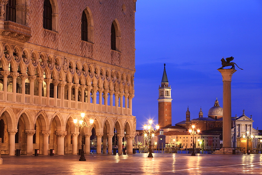 Doge's Palace, Church of San Giorgio Maggiore and lion of Saint Mark, Piazza San Marco or St. Mark's Square, Venice, Veneto, Italy, Europe