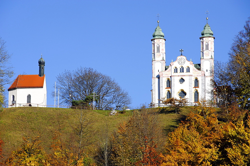 Chapel of St. Leonhard and the Church of the Holy Cross on Kalvarienberg, Calvary Hill, Bad Toelz, Upper Bavaria, Germany, Europe