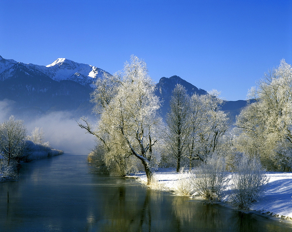 Lake Kochelsee below Mt. Heimgarten, Upper Bavaria, Germany, Europe