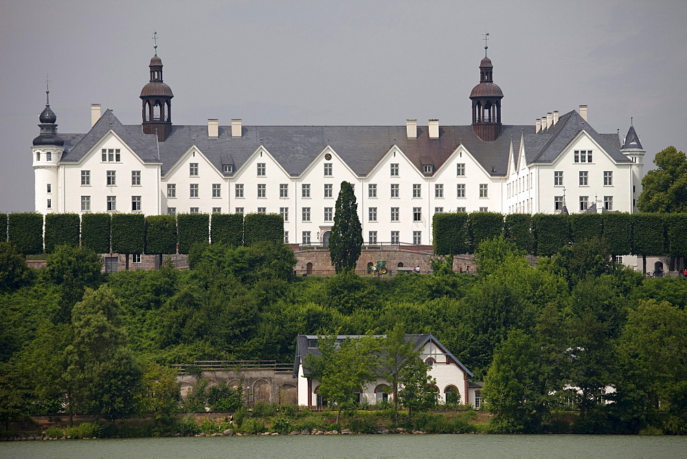 Schloss Ploen castle, Holstein Switzerland, Schleswig-Holstein, Germany, Europe