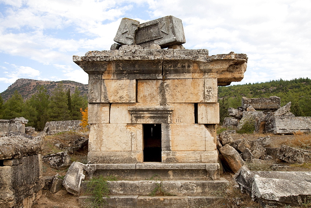 Tomb, Hierapolis, Pamukkale, Denizli, Turkey, Asia