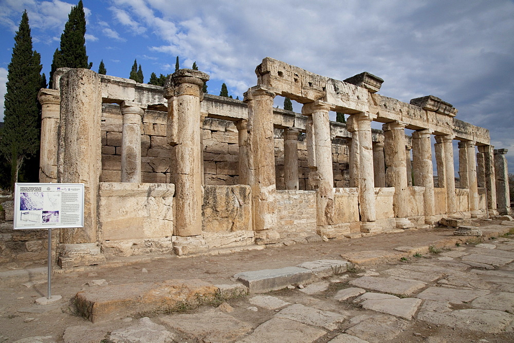 Columnet Street, Hierapolis, Pamukkale, Denizli, Turkey, Asia