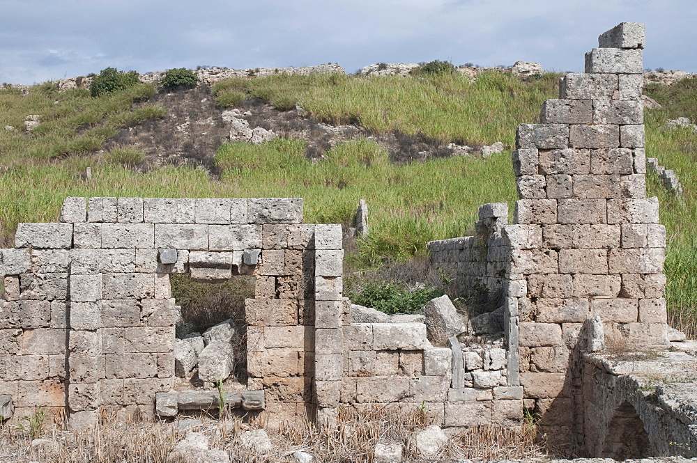 Ancient basilica, Perga, a large site of ancient ruins, Antalya, Turkish Riviera, Turkey, Asia