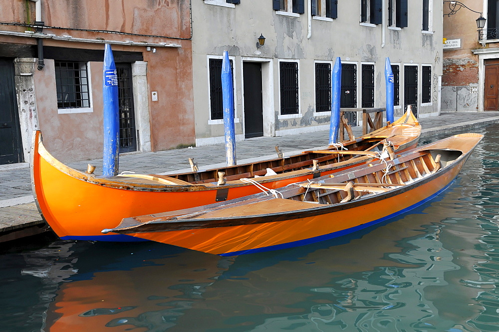 Special gondolas used for gondola contests, Venetian rowing boats, Venice, Veneto region, Italy, Europe