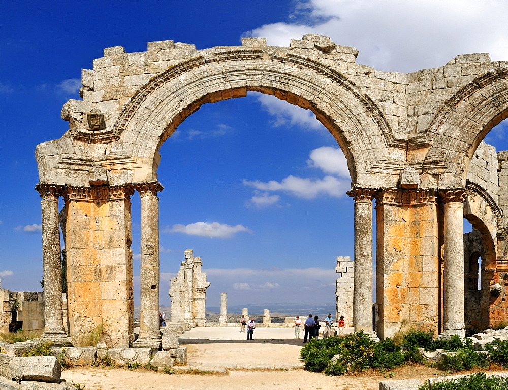 Ruin of Byzantine Saint Simeon Monastery, Qala'at Samaan, Qalaat Seman archeological site, Dead Cities, Syria, Middle East, West Asia