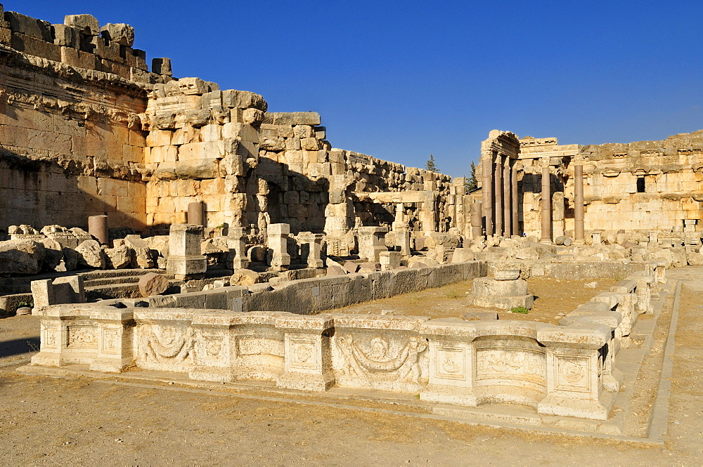 Antique ruins at the archeological site of Baalbek, Unesco World Heritage Site, Bekaa Valley, Lebanon, Middle East, West Asia