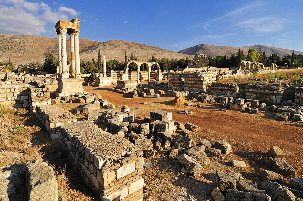 Antique Umayyad ruins at the archeological site of Anjar, Unesco World Heritage Site, Bekaa Valley, Lebanon, Middle East, West Asia