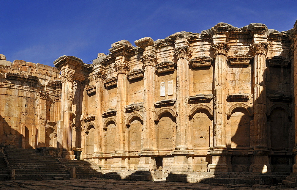 Ancient Bacchus temple ruins at the archeological site of Baalbek, Unesco World Heritage Site, Bekaa Valley, Lebanon, Middle East, West Asia