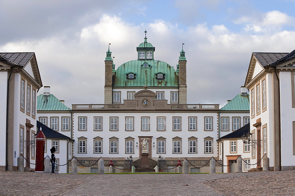 Fredensborg Slot or Fredensborg Palace, Fredensborg, Zealand, Denmark, Europe