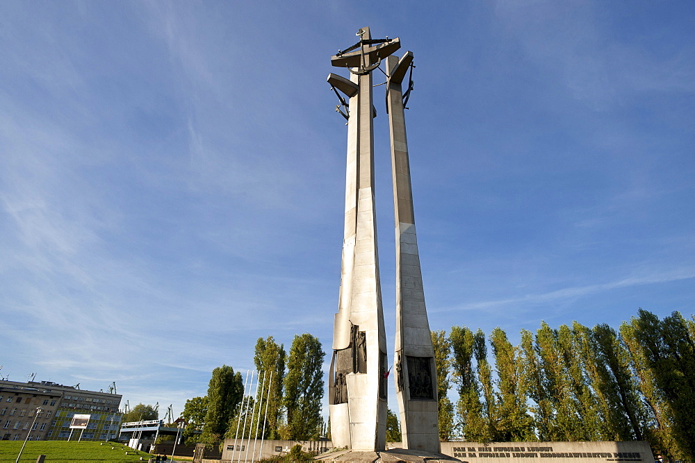 Monument to the Fallen Shipyard Workers, Gdansk, Pomerania, Poland, Europe