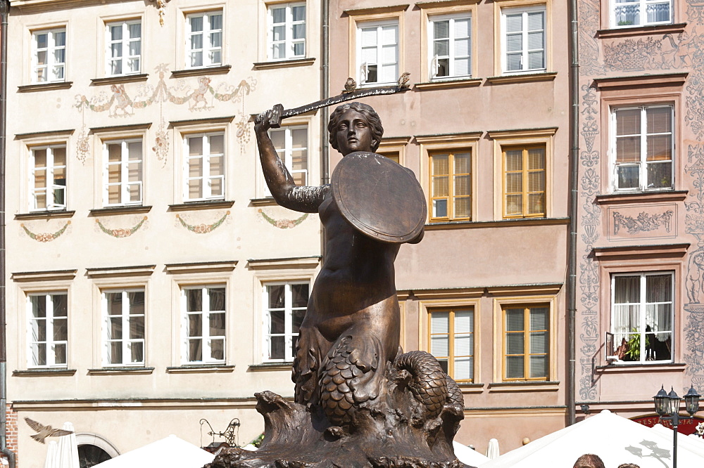 Syrenka statue, Rynek Starego Miasta square, Old Town Market Place, historic district, Warsaw, Masovia province, Poland, Europe