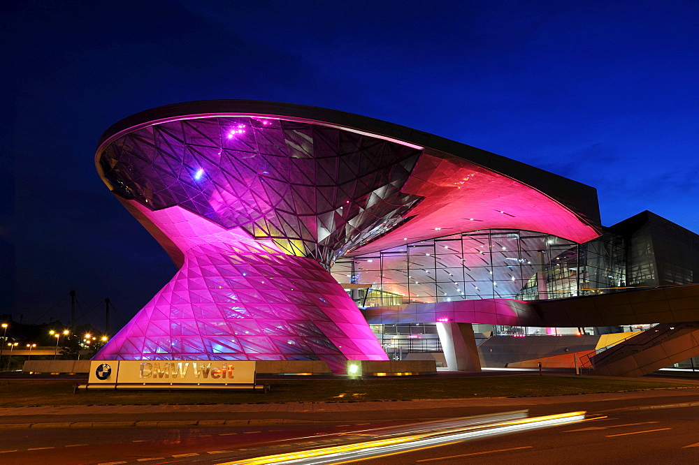 BMW-Welt exhibition building in Munich, Upper Bavaria, Bavaria, Germany, Europe