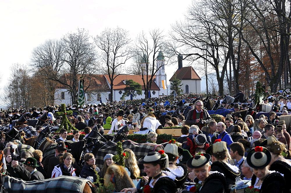 Leonhardifahrt, a procession with horses for the feast day of Saint Leonard of Noblac, blessing on Kalvarienberg, Calvary Hill, Bad Toelz, Upper Bavaria, Bavaria, Germany, Europe