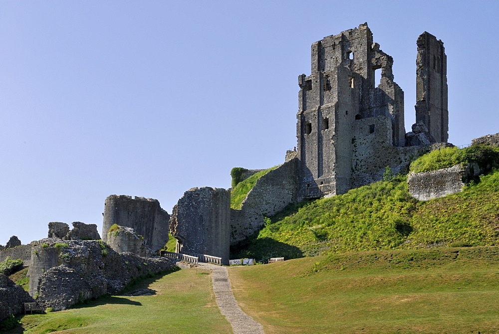 Corfe castle ruin, located in Corfe Castle Village, Dorset, southern England, England, UK, Europe