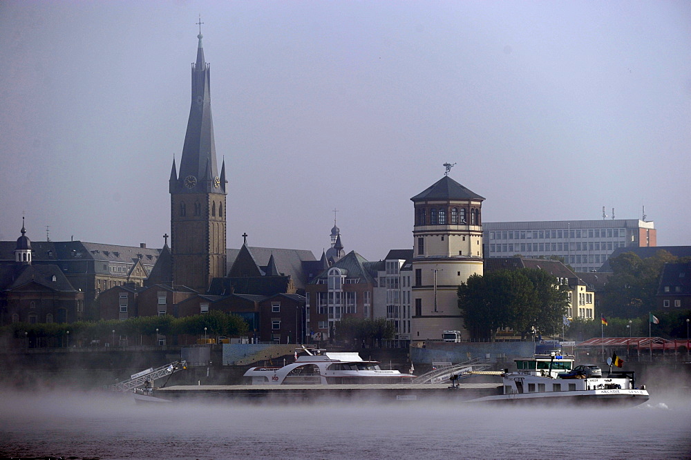 Fog on the river Rhine in Duesseldorf, North Rhine-Westphalia, Germany, Europe