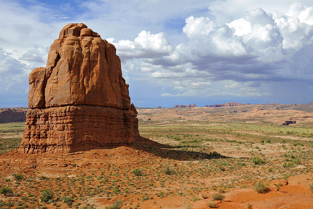 Rock formations of Turret Arch, rock arch, Elephant Butte, North Window, South Window, Balanced Rock, Arches National Park, Moab, Utah, Southwestern United States, United States of America, USA