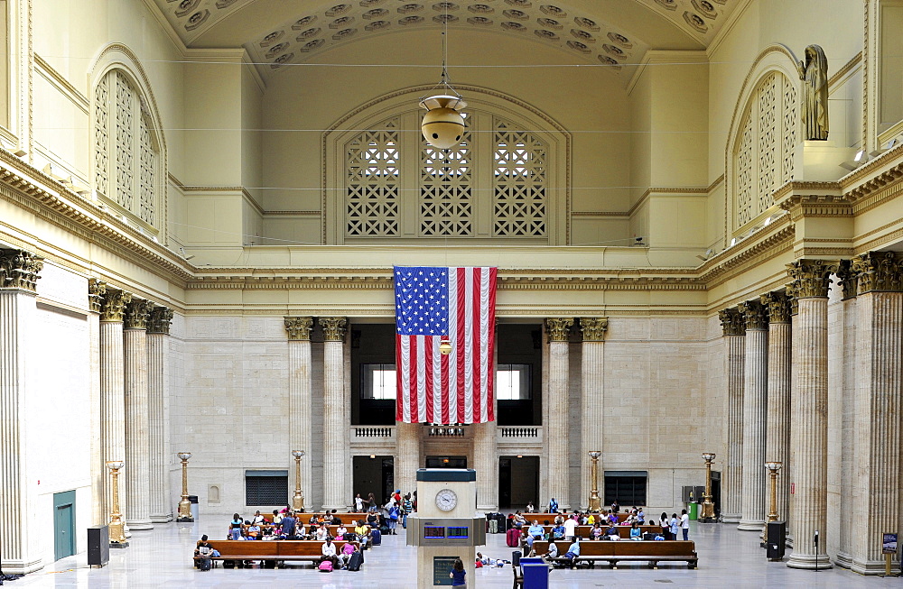 Interior view of the Great Hall, main waiting room, Union Station, Chicago, Illinois, United States of America, USA