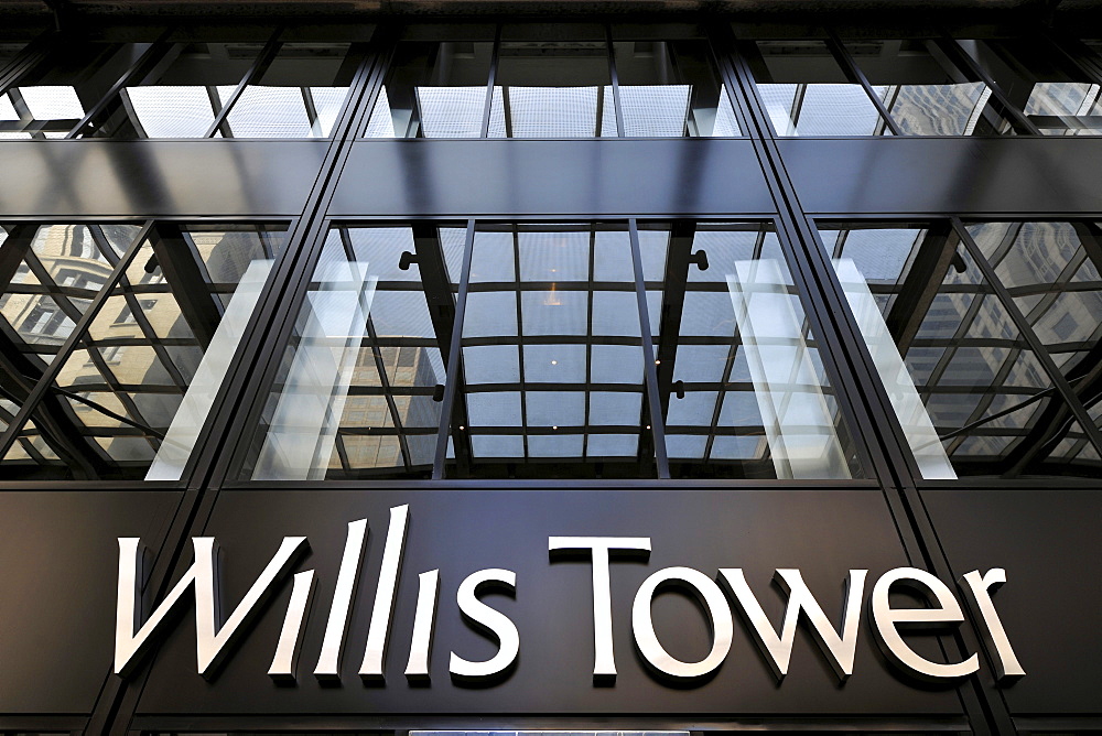 Entrance area of the Willis Tower, formerly named Sears Tower and renamed in 2009, Chicago, Illinois, United States of America, USA