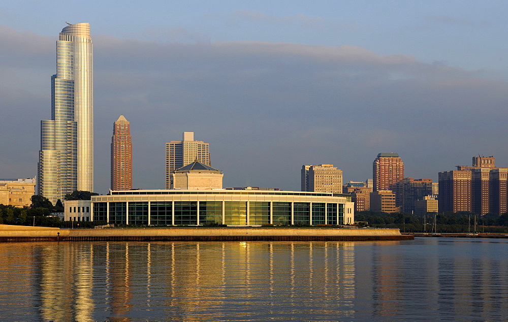 John G. Shedd Aquarium and Ocean Aquarium at sunrise, Lake Michigan, Central Park - One Museum Park, Lake Michigan, skyscrapers, skyline, Lake Michigan, Chicago, Illinois, United States of America, USA