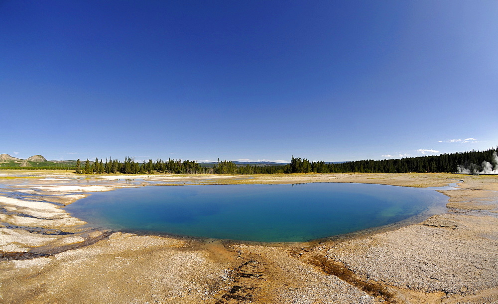 Turquoise Pool, Midway Geyser Basin, hot springs, Yellowstone National Park, Wyoming, United States of America, USA